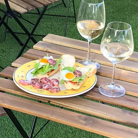 Chiara Сан Мигель