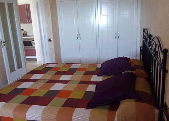 Oda ve Kahvaltı Chiara 3*